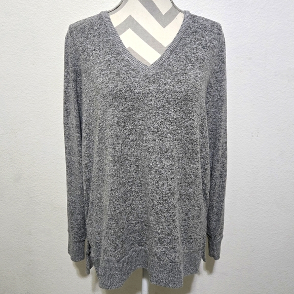 LUCKY BRAND Gray V-Neck Sweater Long Sleeve Lightweight Preppy Size Medium - Picture 6 of 16